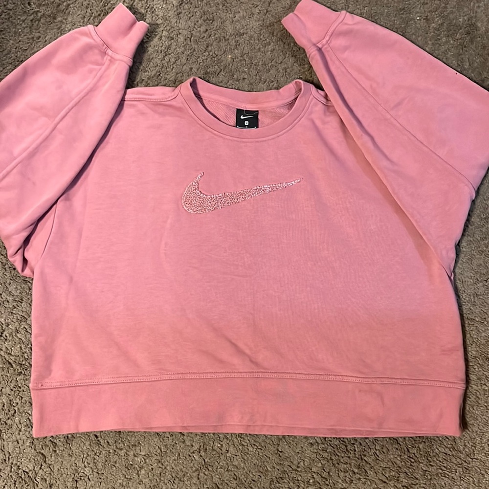 Women’s Cropped Nike Sweatshirt